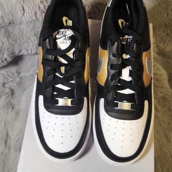 *NIB* Nike Air Force 1's  M 6.5 W 8 - Picture 3 of 9